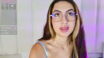 chloe_joness_ video cam porn camvideo