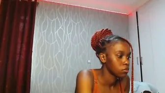 pretty_lioness_ ebony - 04-Feb-2026