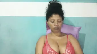 magniah posing on webcam (02-04-2026)