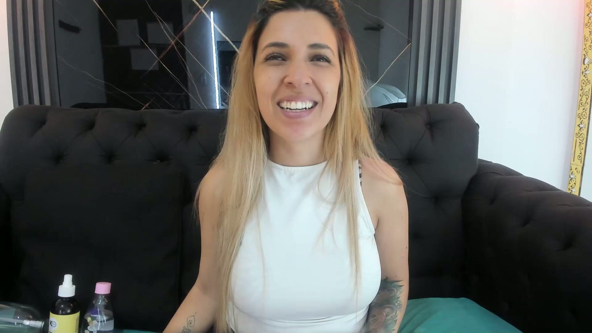 Evaloviaa_ mature sex video