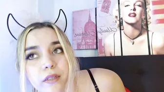 violetarainn recorded nude video 662668