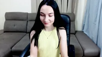 Yr_shy_bae sex chat 04 February 2026