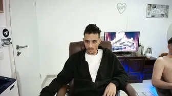 Hotboyshorny video cam horny amateur
