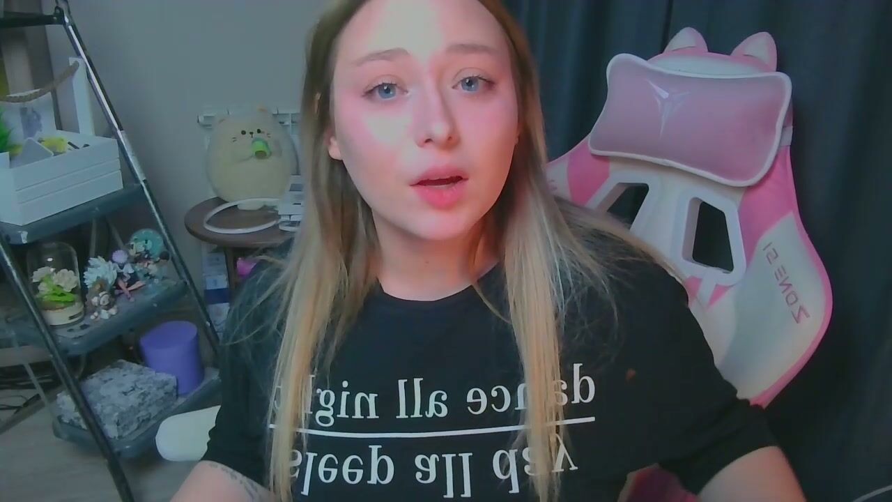 emiliaaah 05-Feb-2026 bigboobs