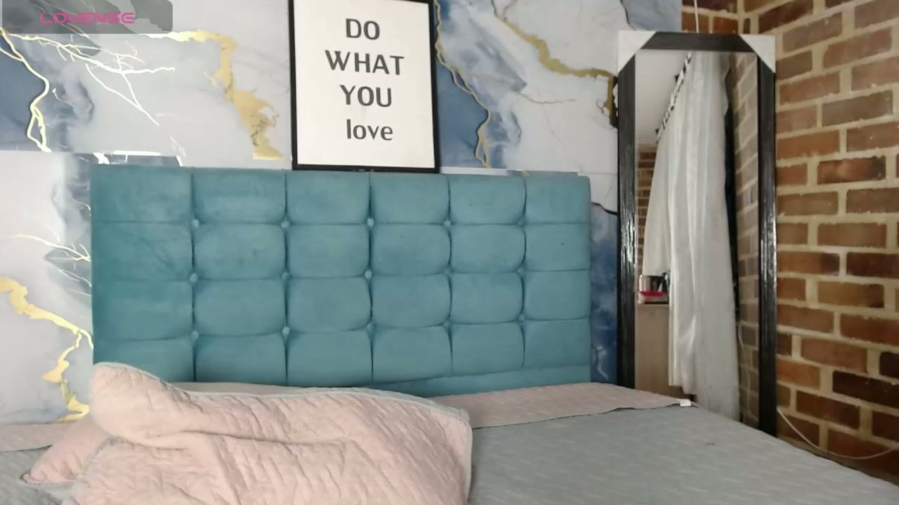 Shirleyhottt cam chat (02-05-2026)