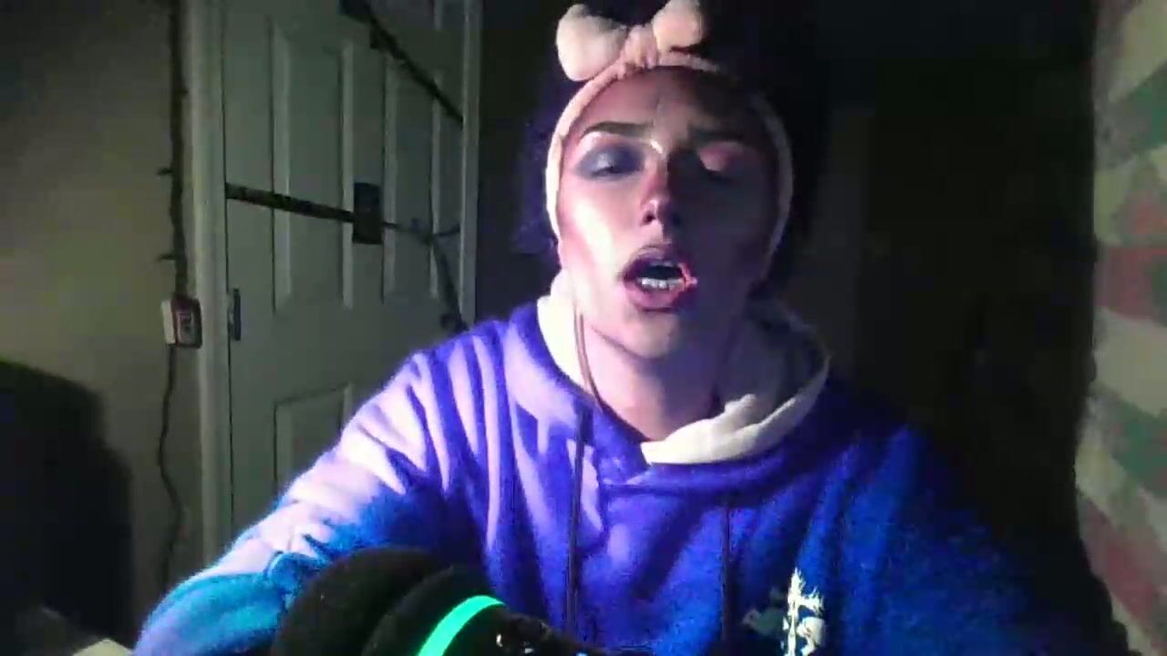 M4m4be4rrecluse 02/05/2026