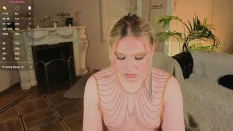 Jes_solar blond - (02/05/2026)