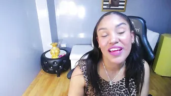 kamala_a recorded nude video 664562