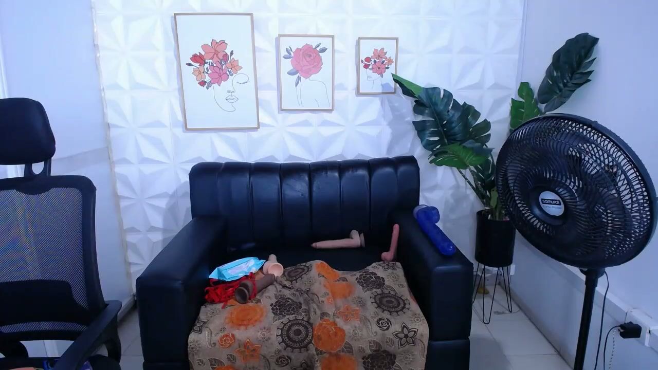 Valentina_mature horny amateur 05-Feb-2026