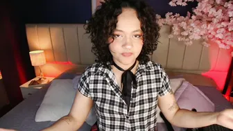 _sarahrose 02/05/2026 smalltits