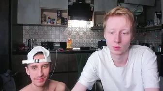 esthetics_boys uncut amateur cam show
