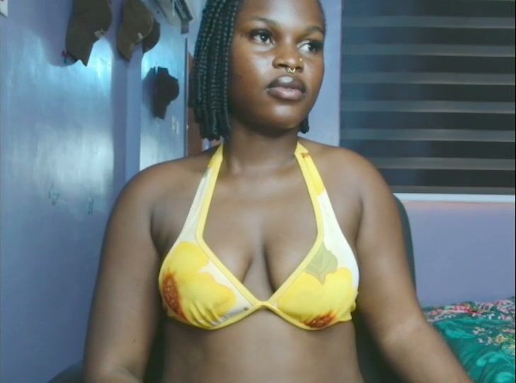 Cumebonysecret nude video chat (02-05-2026)