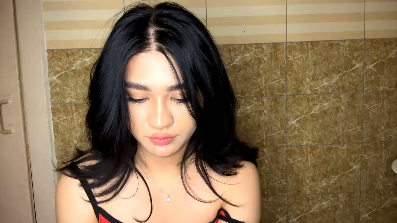 roxaneberrell 18 - 02-05-2026