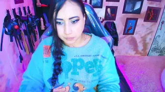 Cherryy_bombshelll smoke sex chat cam