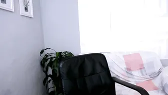 Yemfairymcry cam chat 02-05-2026