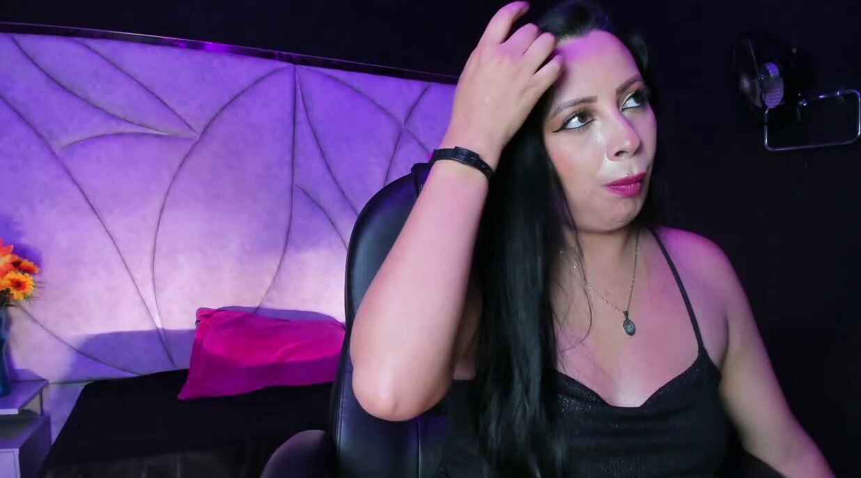 ashleymontenegre saliva hot webcam video