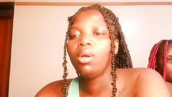 kinky_lola1 lesbian (02/06/2026)