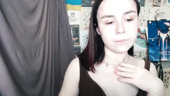 veryveryvery_shy (06/21/2025)