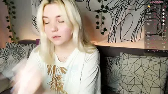 _blonde_barbie_ chat sex cam cam porn videos
