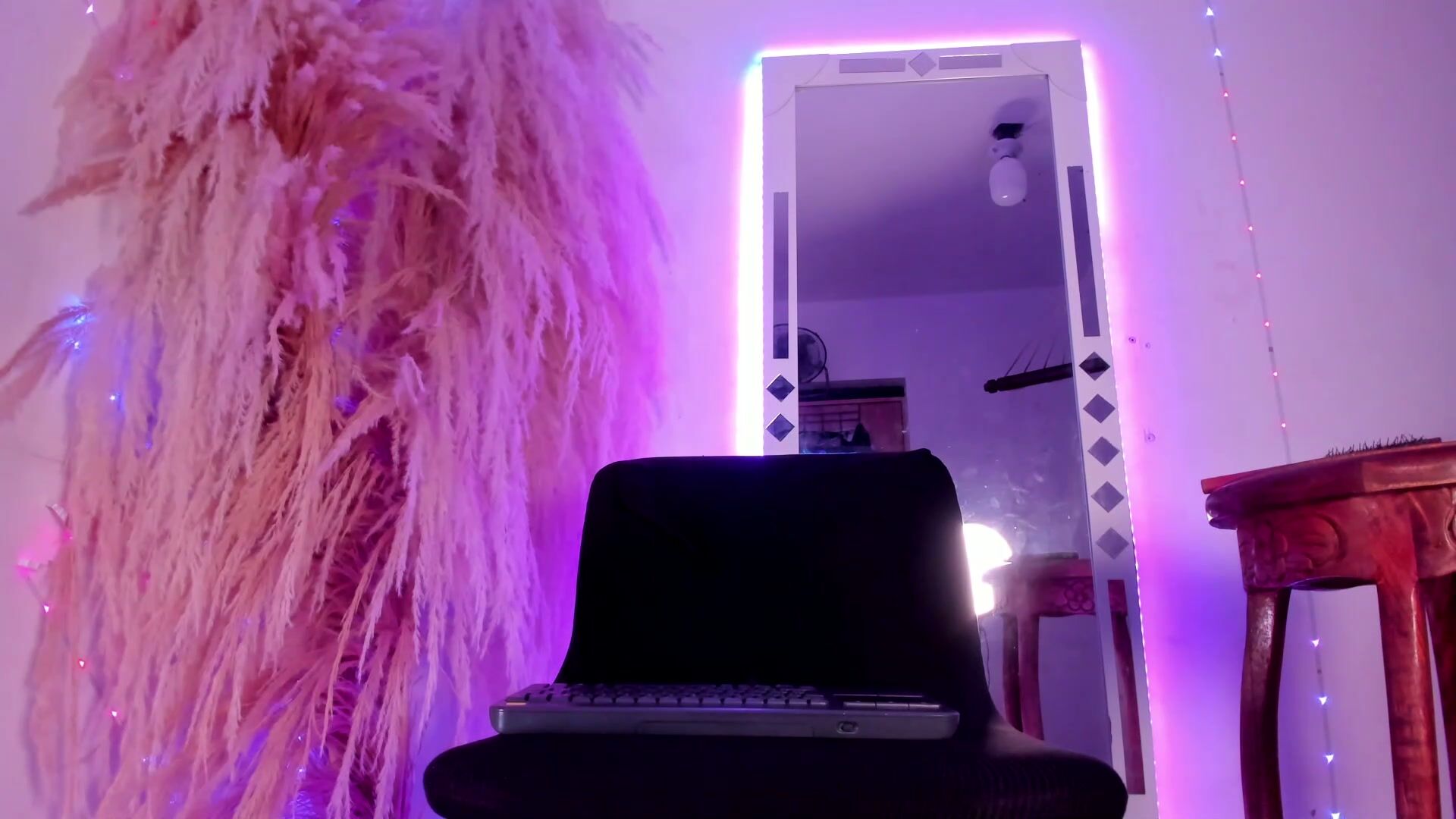 tiffanyy_deluxe porn cam video - 06-Feb-26