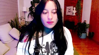 Mel_lover_ latina - 07-Feb-26