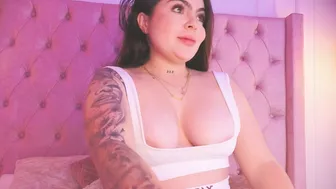 Zafiiro_20 posing on cam chat cam porn