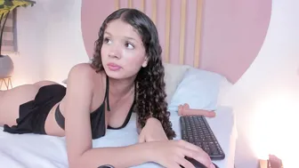 seraphine_lark recorded nude video 676002
