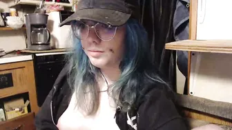 Crystalcora bigboobs cam video