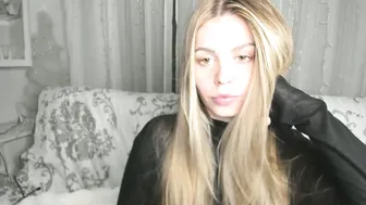 Veronarolls nude cam (02/09/2026)