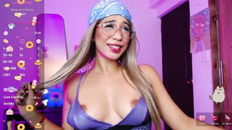 Annieblu3 striptease porn chat