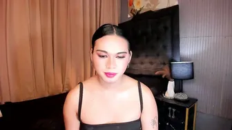 Asianhugecockjulia1 asian porn video