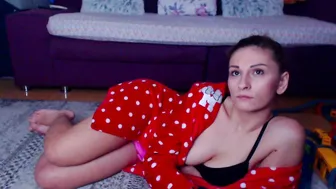 Cassiespell lovense naked on cam