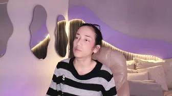 Hot_little_bunny porn chat 10-Feb-2026