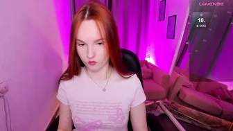 mya_sun dance on live cam