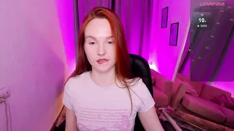 mya_sun dance on live cam