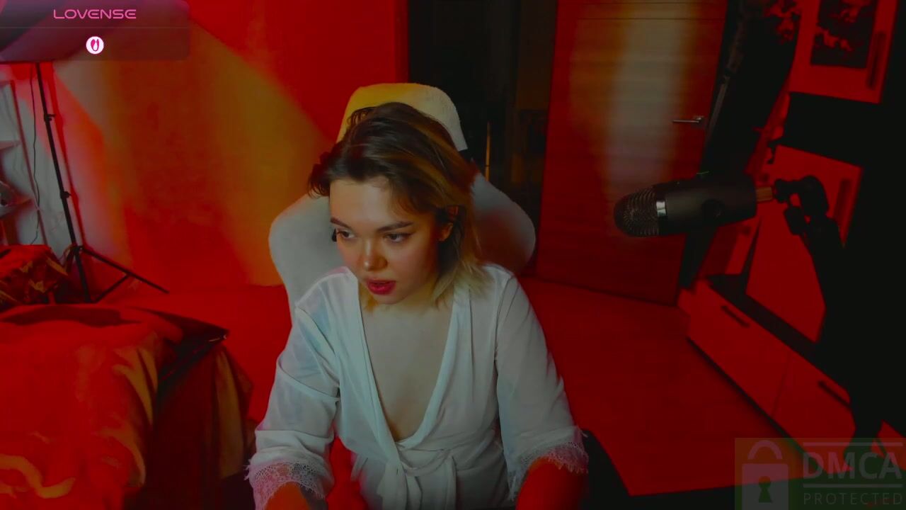 Hot_babayaga feet cam girl