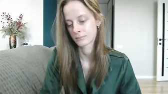 Favoriteyour tits - (02/10/2026)