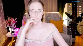 sheslinki recorded nude video 685419