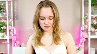 Maydaguy (02-10-2026) nude chat
