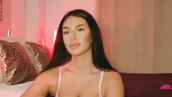 Luanaxdess live cam show (02-10-2026)