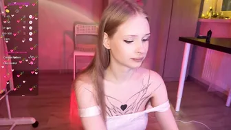 sweetielis on live cam 10-Feb-2026
