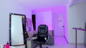 aleja_arango latina - 11-Feb-2026
