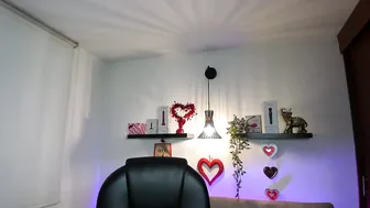 sophia_miller4 anal webcam chat