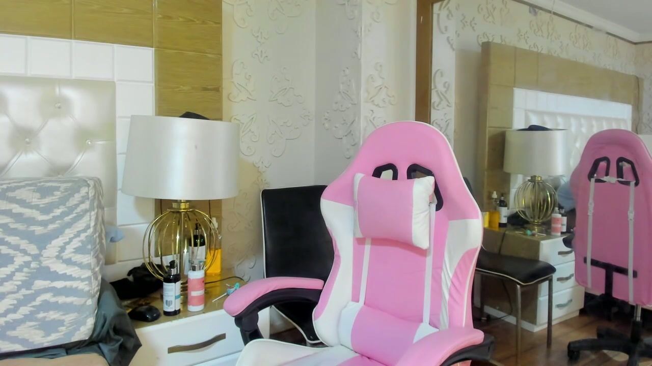tara_hot1 sex chat 11-Feb-2026