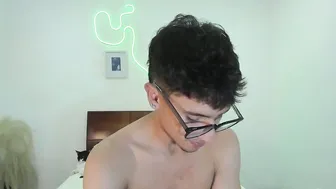 Hardcoreheat_ind porn on live cam