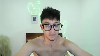 Hardcoreheat_ind porn on live cam