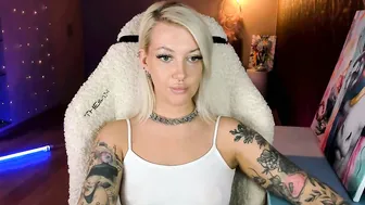 tykioty_miley tattoo xxx chat