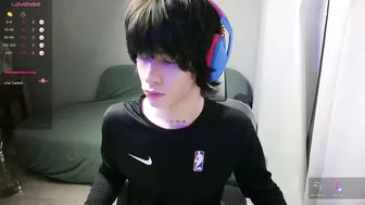 leonkissboy (02-11-2026)