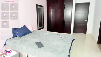 Marianaandvalen lesbian 02/11/2026