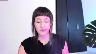 vandalovee cam chat 11-Feb-2026